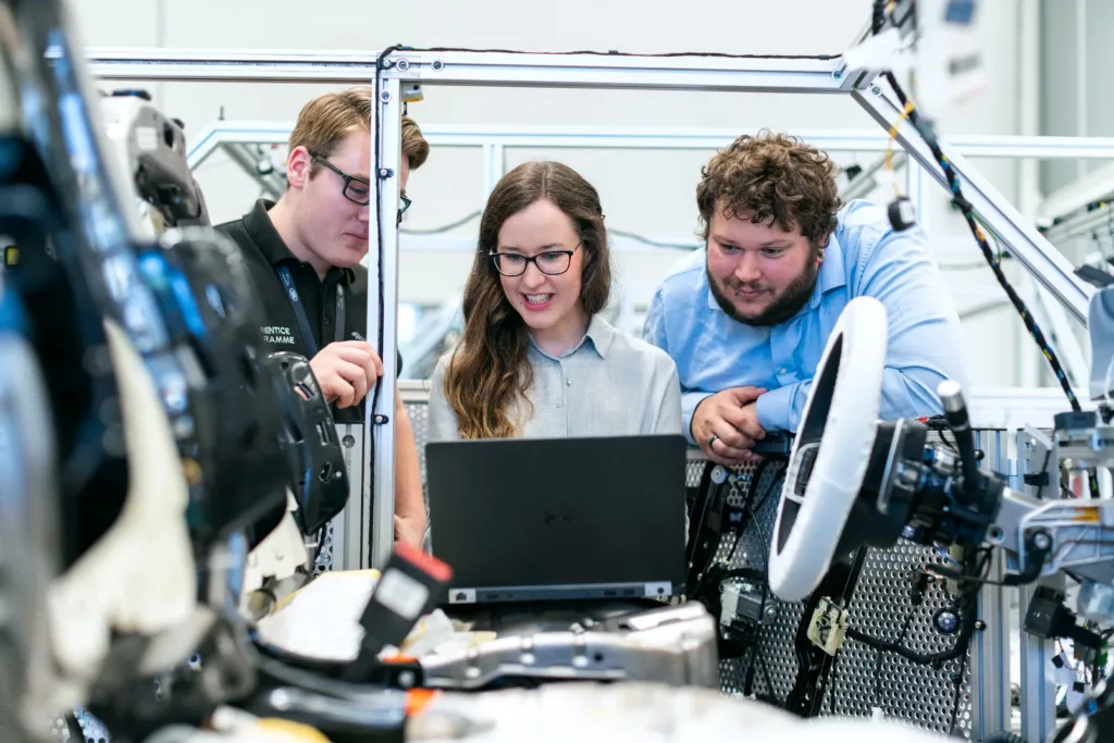 Engineering Internship in Spain vs the UK: What’s Actually Different (2026)
